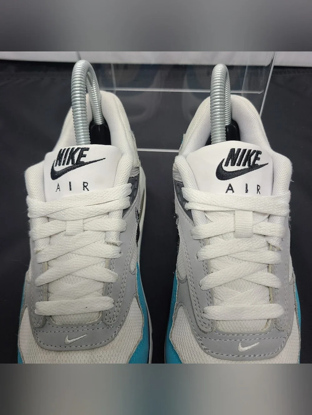 Nike Air Max Correlate 'White Turquoise Blue' Girls Size 5.5